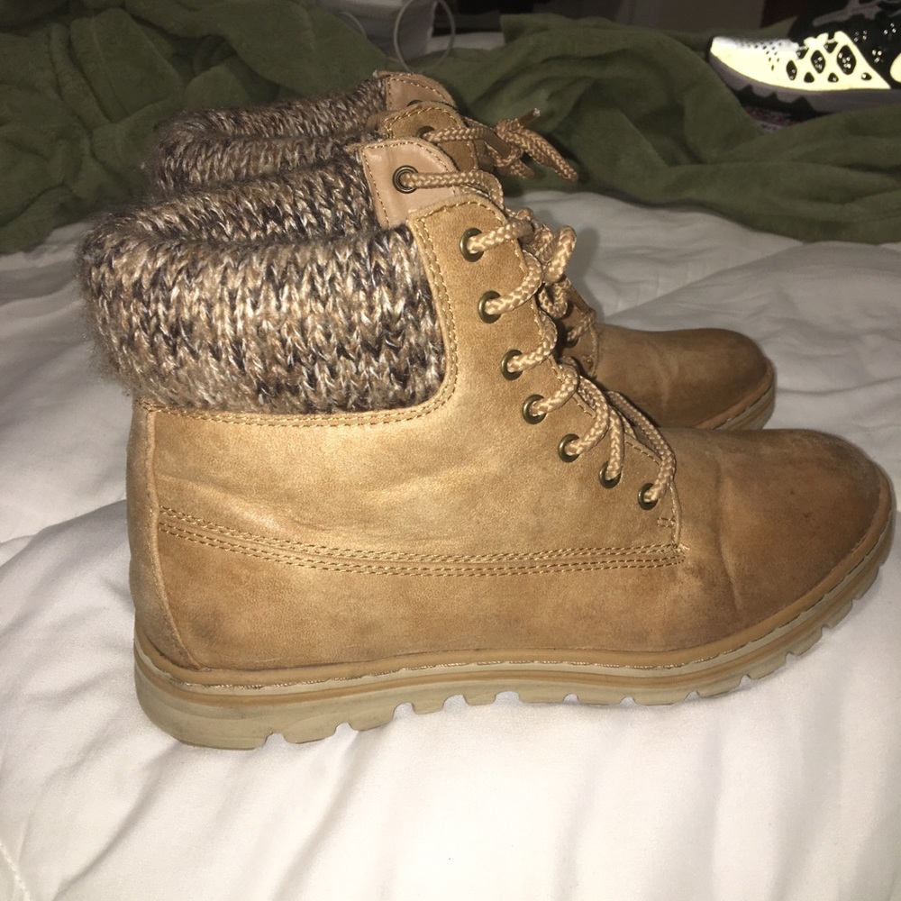 Women’s boots